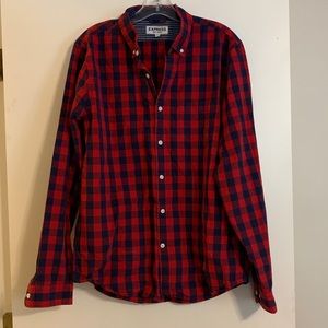 Soft wash Express button down